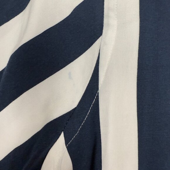 Men's EXPRESS Striped Rayon Short Sleeve Shirt Navy/White | Size Large‎ - Picture 9 of 9